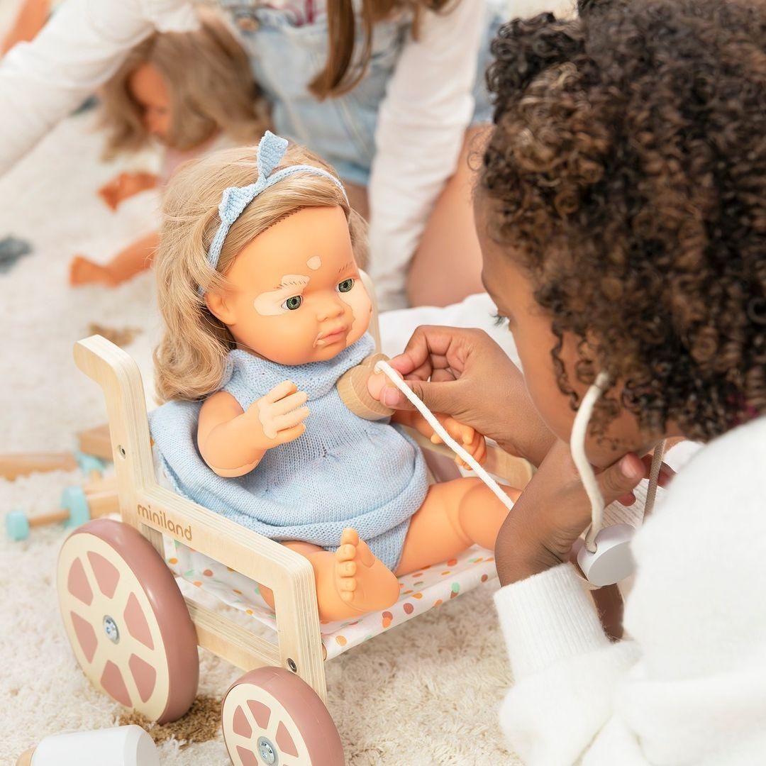 Inklusive & Multikulturelle Puppen